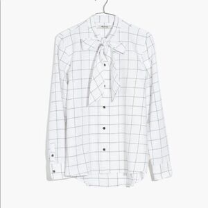 𝅺Madewell flannel tie neck shirt in windowpane S